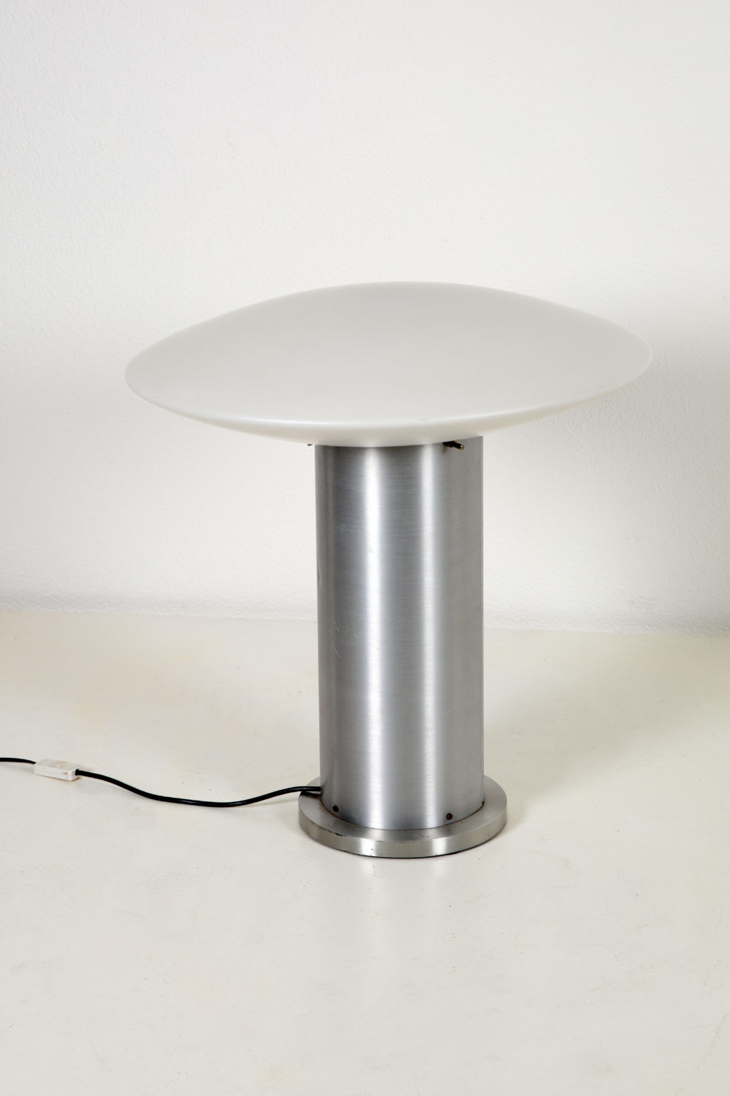 Rare Desk Lamp by RAAK, 1970