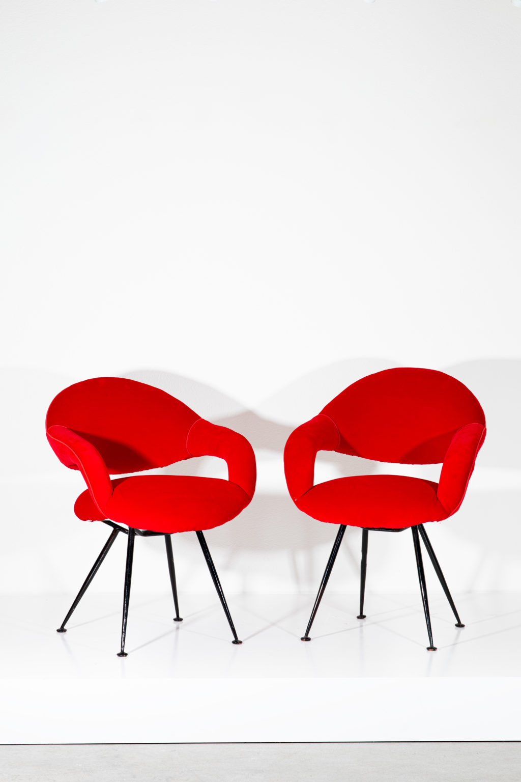 Pair of Red Armchairs by Gastone Rinaldi, 1950s